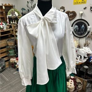 Vintage Designer Elegant White Bow Blouse